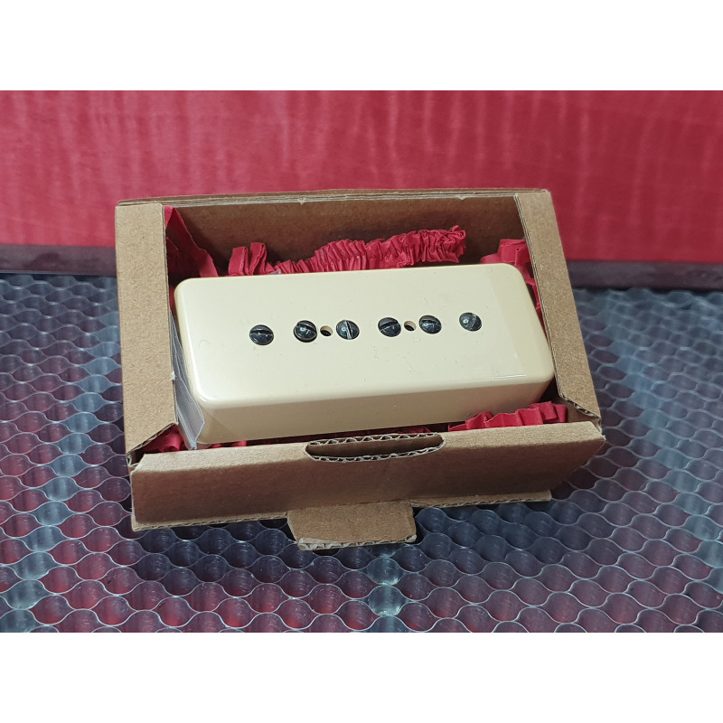 Smokey P90 SoapBar Jr - Crème/Black